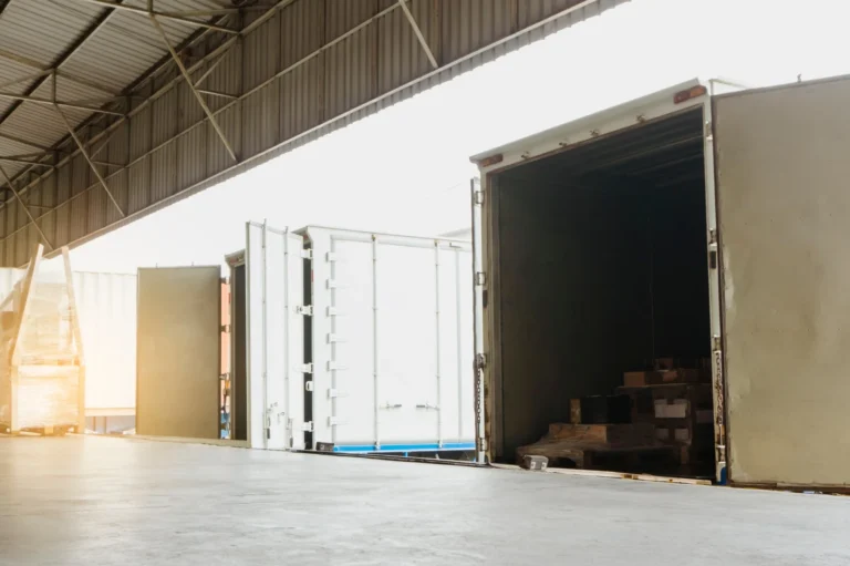 Cross Docking Services in Chicago: Streamlining Freight Operations for Efficiency and Profitability