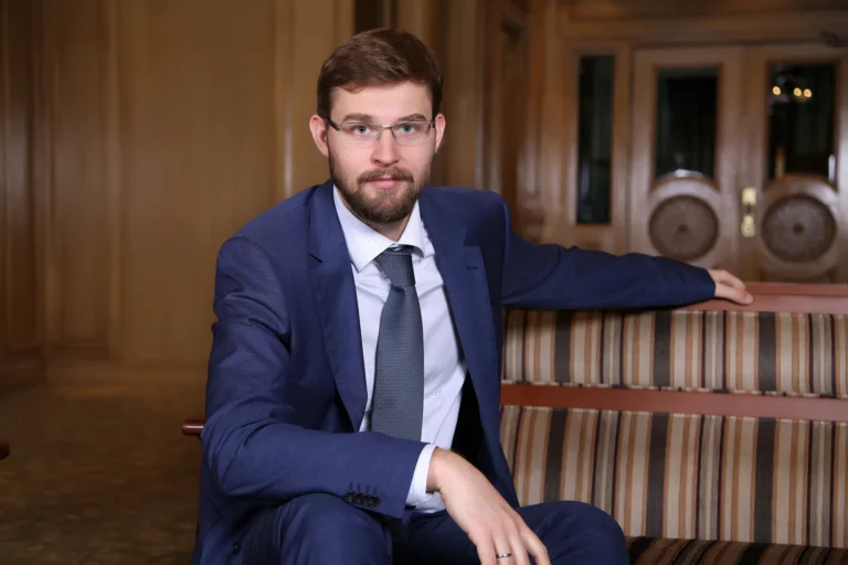 Timur Turlov: Pioneering Innovation in Financial Services