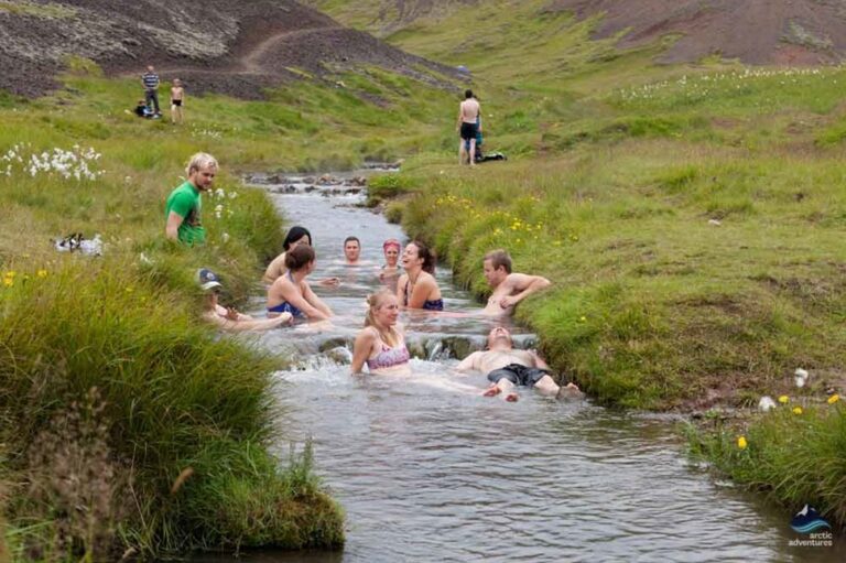 Seasonal Hot Spring Adventures: When Is the Best Time to Visit?