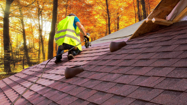 Why Emergency Roof Repairs Matter in Houston